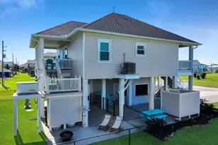 978 Sue Dr, Port Bolivar, TX 77650 - Photo 6