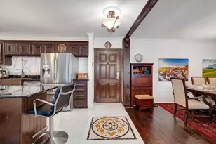 2224 S Piney Point Rd, Houston, TX 77063 - Photo 4