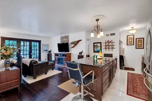 2224 S Piney Point Rd, Houston, TX 77063 - Photo 8