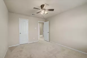 11722 Eagle Ridge Dr, Mont Belvieu, TX 77535 - Photo 28