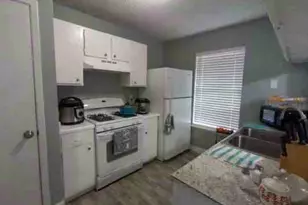 16203 Barbarossa Dr, Houston, TX 77083 - Photo 4