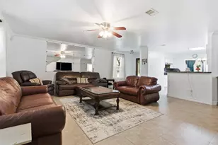 11702 Silent Elm St, Houston, TX 77044 - Photo 4