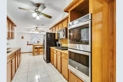 4002 Thistledown Drive, Pasadena, TX 77504 - Photo 14
