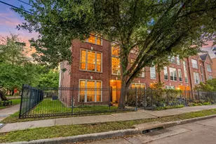 2937 Jackson St, Houston, TX 77004 - Photo 2