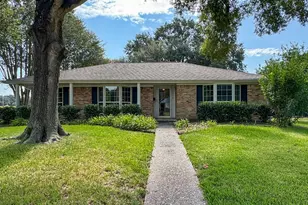 1726 Capstan Rd, Houston, TX 77062 - Photo 1