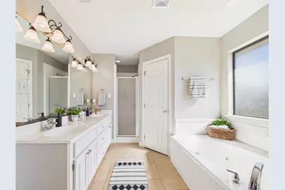 131 Eagle Nest Court, Richwood, TX 77566 - Photo 4