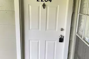 2800 Jeanetta St, Houston, TX 77063 - Photo 2