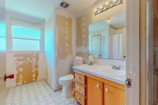 3520 Hannas Reef, Crystal Beach, TX 77650 - Photo 32