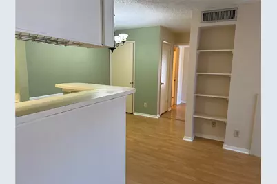 2121 Hepburn Street #1102, Houston, TX 77054 - Photo 4