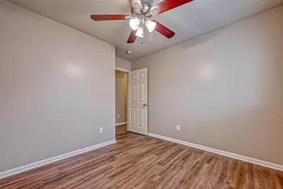 911 Bent Sail, League City, TX 77573 - Photo 24
