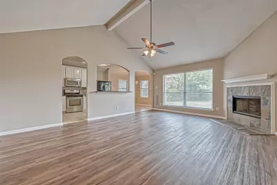 911 Bent Sail, League City, TX 77573 - Photo 8