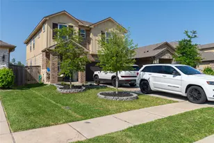 7010 Silverleaf Oak St, Conroe, TX 77304 - Photo 2