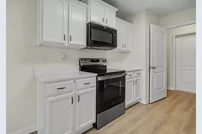 12129 Trawler Pl Place, Texas City, TX 77568 - Photo 8