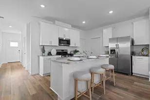 4014 Bronco Station Ln, League City, TX 77573 - Photo 4