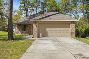 2521 Papoose Trail, Willis, TX 77378 - Photo 1