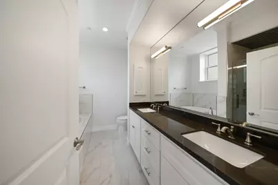 1419 Montrose Boulevard #301, Houston, TX 77019 - Photo 18