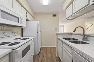 3100 Jeanetta St, Houston, TX 77063 - Photo 24