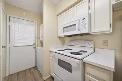 3100 Jeanetta Street #1004, Houston, TX 77063 - Photo 24