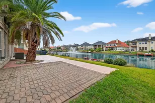 14419 Manorbier Ln, Sugar Land, TX 77498 - Photo 46