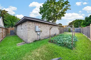 3107 Pecan Point Dr, Sugar Land, TX 77478 - Photo 38