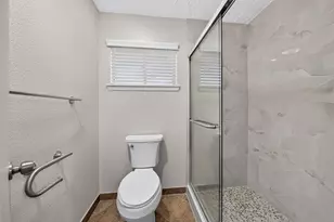 3107 Pecan Point Dr, Sugar Land, TX 77478 - Photo 34