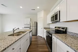 9350 Boulder Blvd, Conroe, TX 77303 - Photo 4