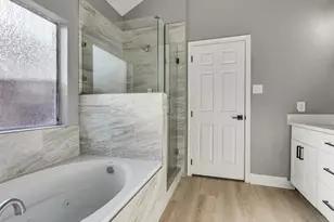 12335 Iris Hollow Way, Houston, TX 77089 - Photo 18