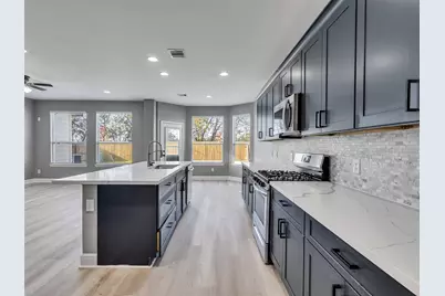 12335 Iris Hollow Way, Houston, TX 77089 - Photo 6