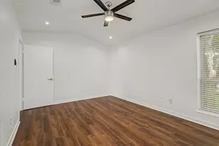 12500 Brookglade Cir, Houston, TX 77099 - Photo 18