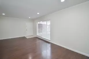 2121 Fountain View Dr, Houston, TX 77057 - Photo 14