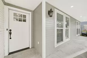 9611 Pinehurst St, Baytown, TX 77521 - Photo 4