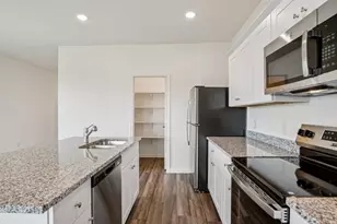 9341 Beryl Ln, Conroe, TX 77303 - Photo 8