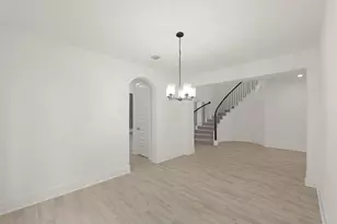 406 Nocturne Rdg Dr, Conroe, TX 77318 - Photo 14