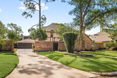 219 Big Hollow Lane, Houston, TX 77042 - Photo 48