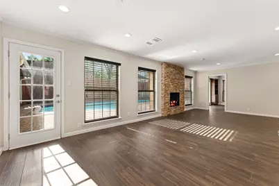 219 Big Hollow Lane, Houston, TX 77042 - Photo 10