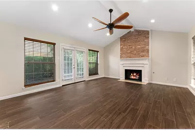 219 Big Hollow Lane, Houston, TX 77042 - Photo 16