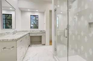 8935 Pado St, Houston, TX 77055 - Photo 38