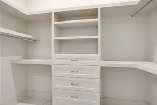 8935 Pado St, Houston, TX 77055 - Photo 36