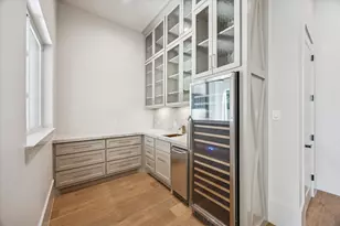 7203 Tickner St, Houston, TX 77055 - Photo 12