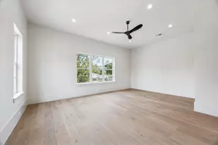 7203 Tickner St, Houston, TX 77055 - Photo 34