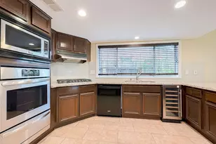 2039 Shorewood Ln, Sugar Land, TX 77479 - Photo 22