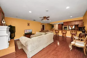 12207 Chartwell Dr, Houston, TX 77031 - Photo 16