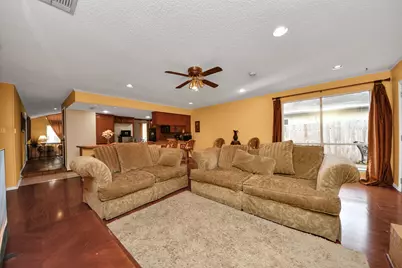 12207 Chartwell Drive, Houston, TX 77031 - Photo 14