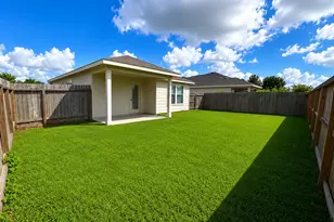 1518 Perennial Ln, Rosenberg, TX 77471 - Photo 18