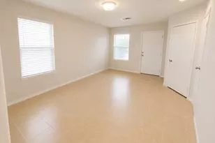 1518 Perennial Ln, Rosenberg, TX 77471 - Photo 2