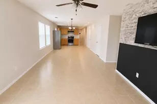 1518 Perennial Ln, Rosenberg, TX 77471 - Photo 6