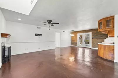2201 Bluebonnet Boulevard, Brenham, TX 77833 - Photo 8