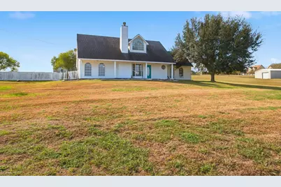 2201 Bluebonnet Boulevard, Brenham, TX 77833 - Photo 2