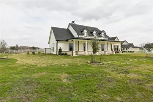 5766 Ward Bend Rd, Sealy, TX 77474 - Photo 2