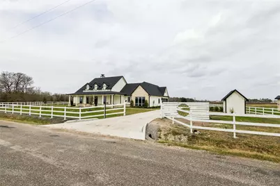 5766 Ward Bend  Rd, Sealy, TX 77474 - Photo 4